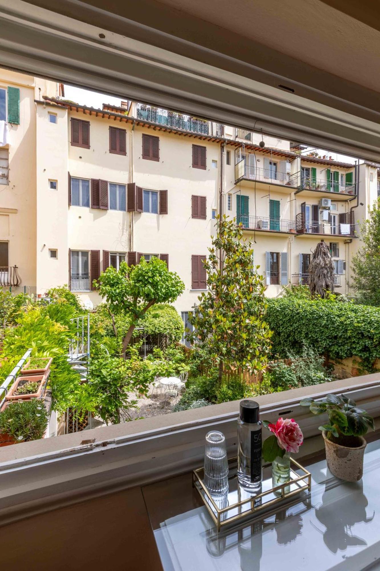 Secret Garden Firenze B&B Bagian luar foto